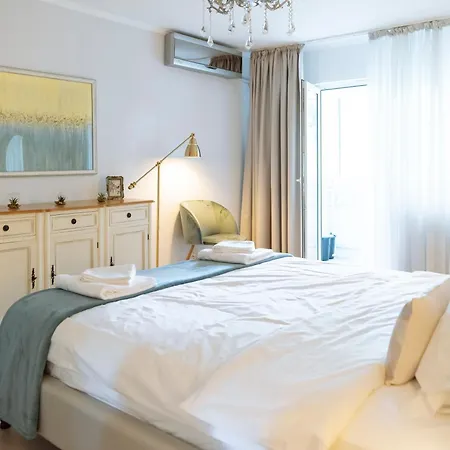 Herastrau Park Luxury Boekarest