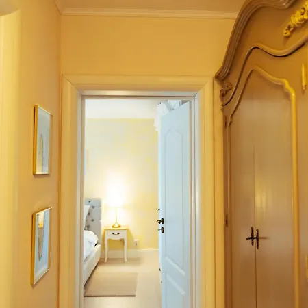 Herastrau Park Luxury Apartman *