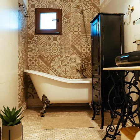 Herastrau Park Luxury Apartmán *